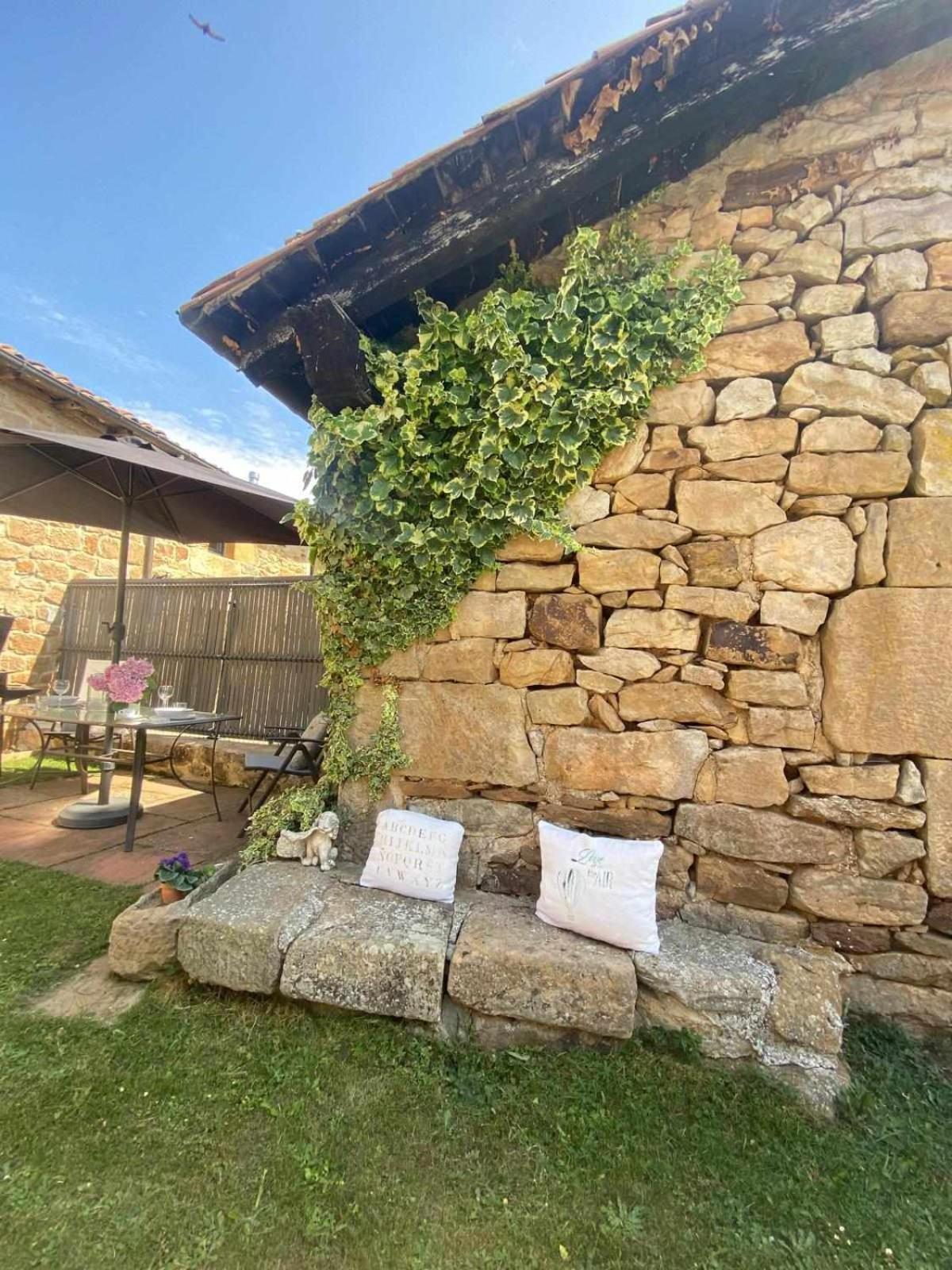 Casa Parejas La Casa De Quintanilla 1 Guest House Quintanilla las Torres Exterior foto